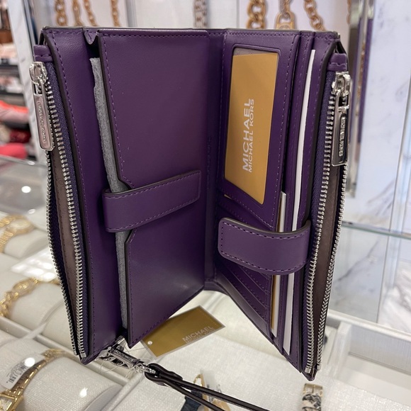 MICHAEL KORS JS Lg Ombré Signature Logo Double Zip Wristlet Wallet 
Dark Purple - Picture 7 of 16